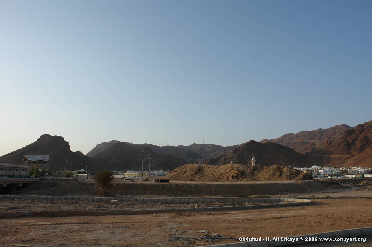 084uhud